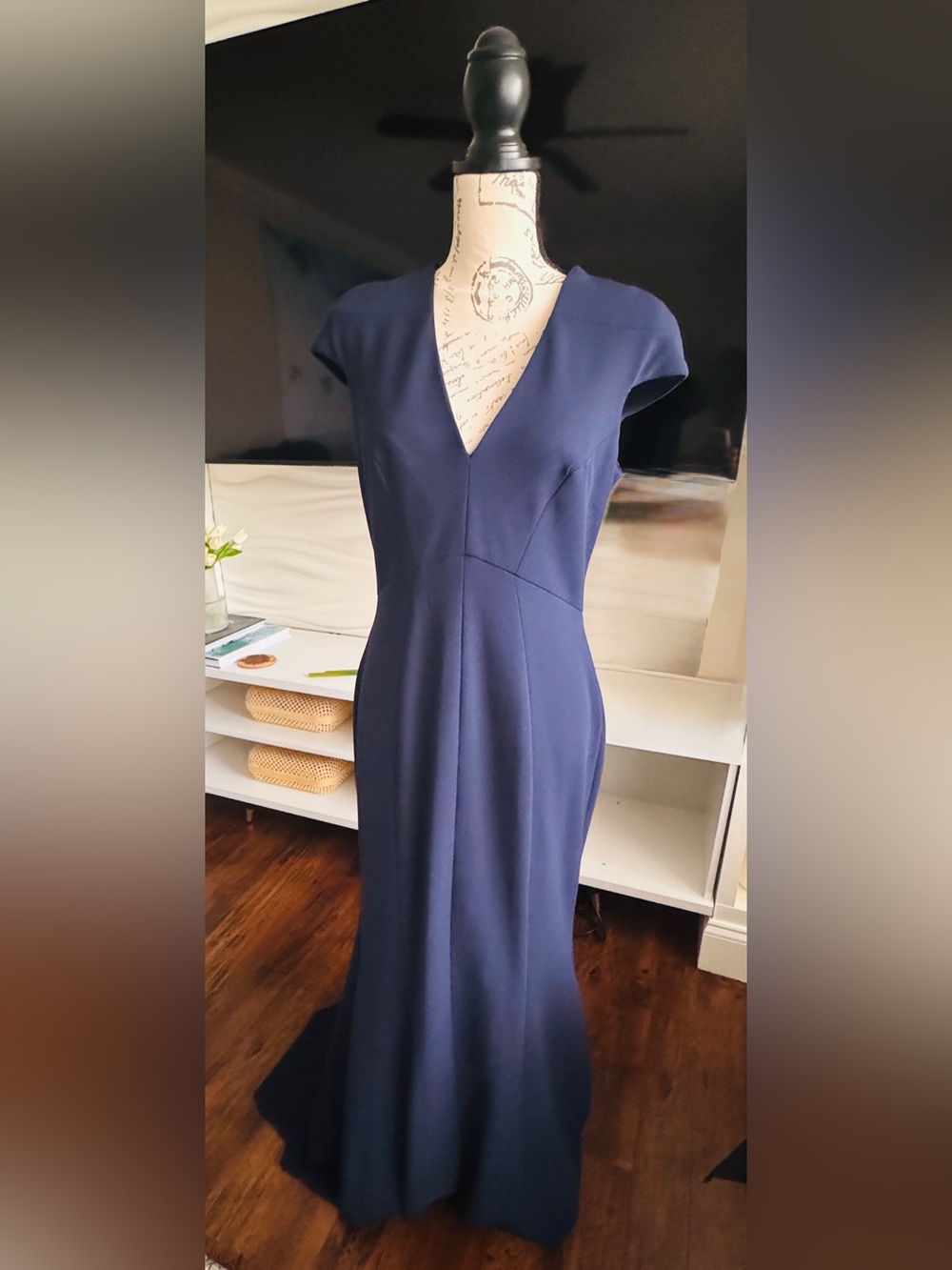 Calvin Klein Navy V-Neck Cap Sleeve Gown